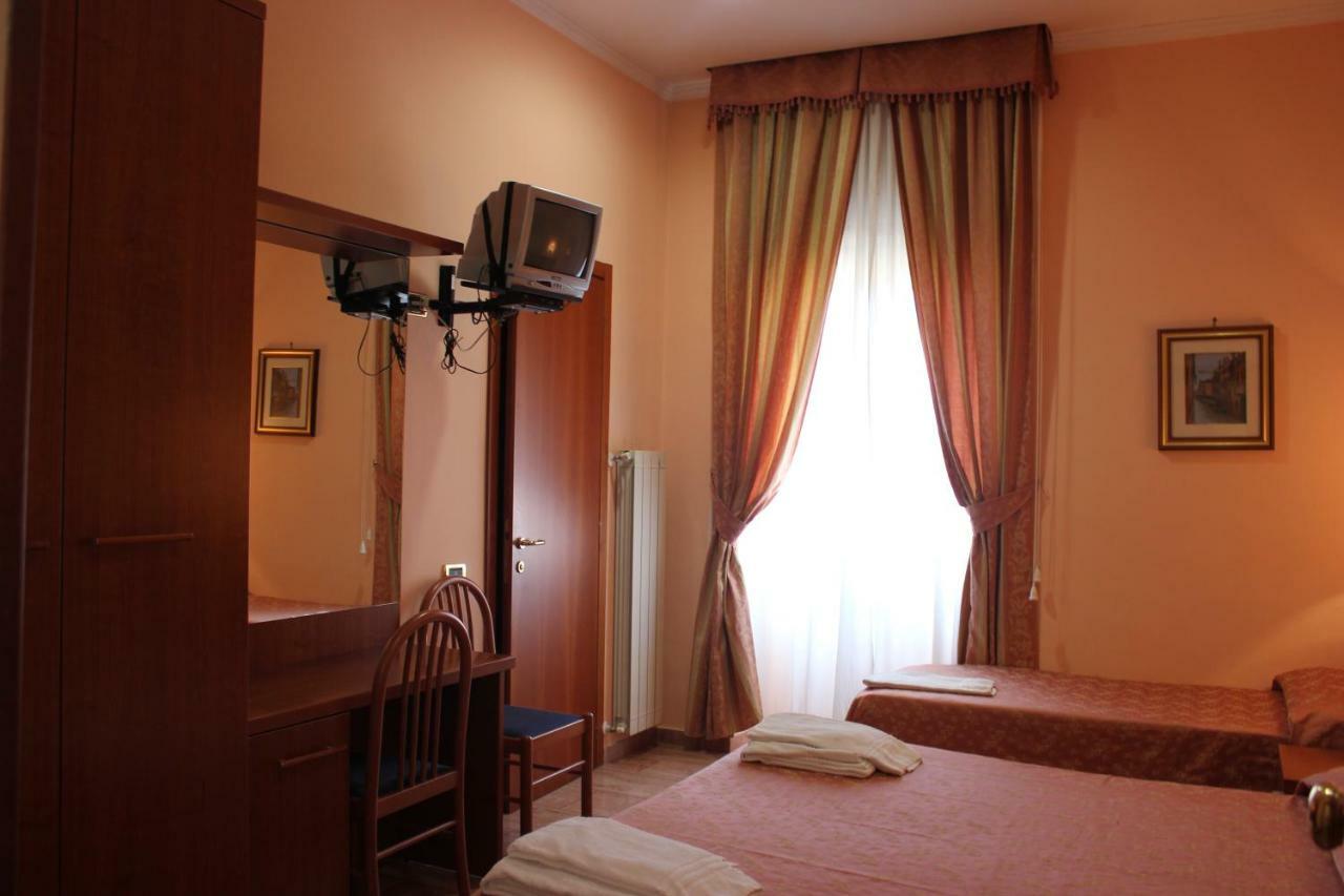 Alex City Inn III Rzym Zewnętrze zdjęcie